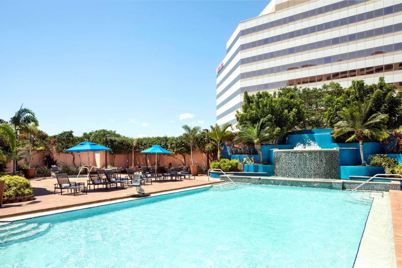 Embassy Suites By Hilton Tampa Airport Westshore Екстер'єр фото